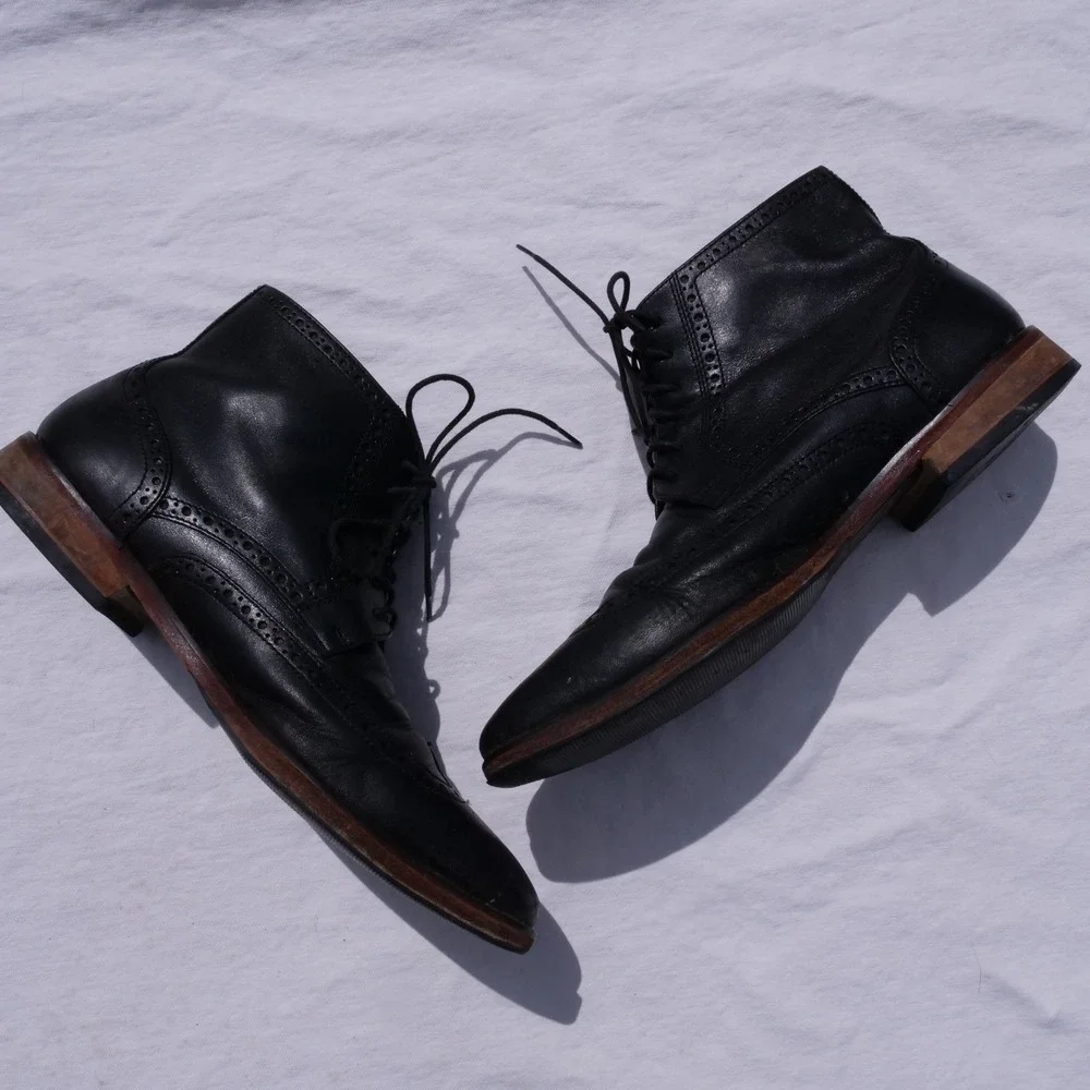 Modern Cole Haan Liam semi wingtip chukka boots‎